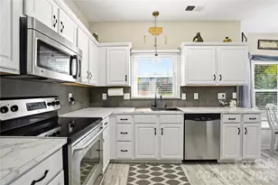 119 Shining Armor Ct, Mooresville, NC 28117 - Photo 14