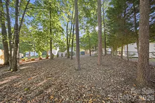 1242 Laurel Woods Dr, Gastonia, NC 28052 - Photo 38