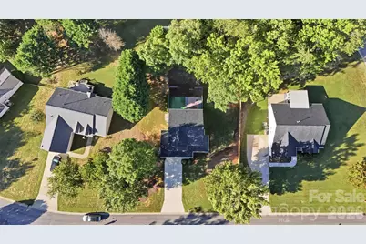 1242 Laurel Woods Drive, Gastonia, NC 28052 - Photo 4