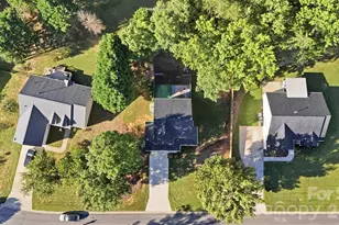 1242 Laurel Woods Dr, Gastonia, NC 28052 - Photo 4