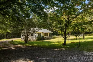 6048 Sugar Loaf Rd, Connelly Springs, NC 28612 - Photo 32