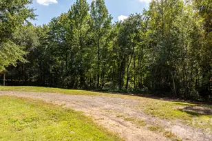 6048 Sugar Loaf Rd, Connelly Springs, NC 28612 - Photo 28