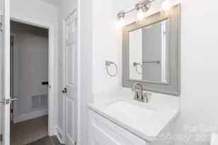 5121 Kistler Ave, Charlotte, NC 28205 - Photo 18