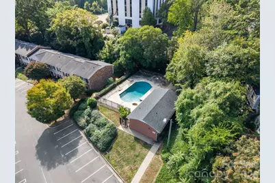 4607 Hedgemore Drive #D, Charlotte, NC 28209 - Photo 16