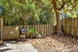 4607 Hedgemore Dr, Charlotte, NC 28209 - Photo 10