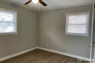 160 Drum St, Lincolnton, NC 28092 - Photo 8