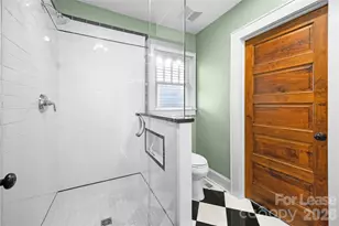 724 Walnut Ave, Charlotte, NC 28208 - Photo 14