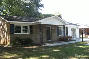 207 Palmer St, Shelby, NC 28150 - Photo 1