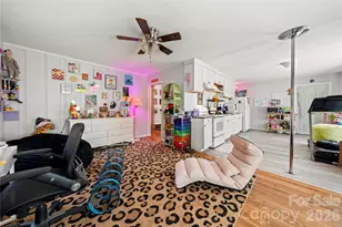 509 E Church St, Dallas, NC 28034 - Photo 14