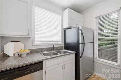 1109 E Morehead Street #16, Charlotte, NC 28204 - Photo 8