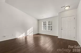 10502 Glory Meadow Ct, Charlotte, NC 28278 - Photo 2