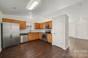 10502 Glory Meadow Ct, Charlotte, NC 28278 - Photo 6