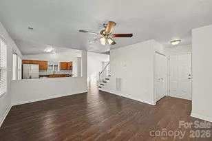 10502 Glory Meadow Ct, Charlotte, NC 28278 - Photo 4