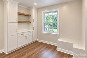 2808 28th St NE, Hickory, NC 28601 - Photo 6