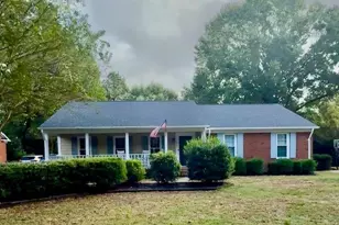 9915 Ridgemore Dr, Charlotte, NC 28277 - Photo 2