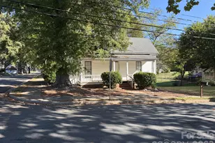 432 Watts St, Albemarle, NC 28001 - Photo 2