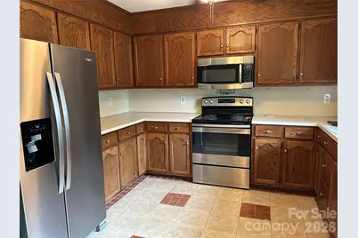 118-1 Lattimore Street, Shelby, NC 28150 - Photo 4