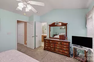 12732 Hennigan Pl Ln, Charlotte, NC 28214 - Photo 22
