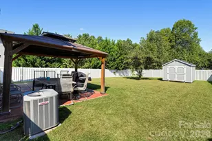 10019 Bristley Rd, Charlotte, NC 28227 - Photo 34