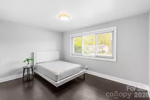 3105 Erskine Dr, Charlotte, NC 28205 - Photo 10