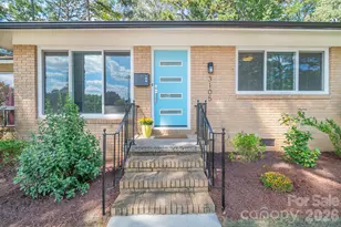 3105 Erskine Dr, Charlotte, NC 28205 - Photo 2
