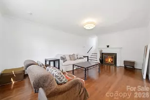 1307 S Kings Dr, Charlotte, NC 28207 - Photo 16