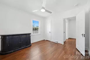 1307 S Kings Dr, Charlotte, NC 28207 - Photo 14