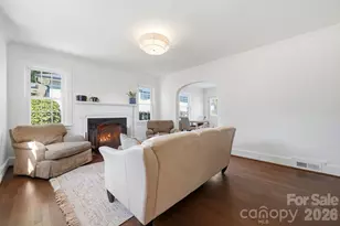 1307 S Kings Dr, Charlotte, NC 28207 - Photo 4