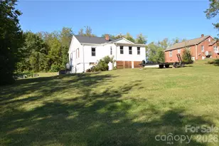 813 Powell Ave SW, Valdese, NC 28690 - Photo 18