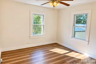 45 Briggs Rd, Asheville, NC 28805 - Photo 8