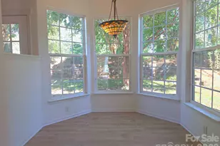 5708 Falls Ridge Ln, Charlotte, NC 28269 - Photo 12