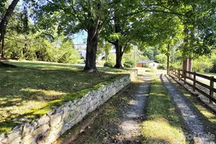 69 Alexander Rd, Weaverville, NC 28787 - Photo 2