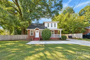 322 Salisbury Rd, Statesville, NC 28677 - Photo 1