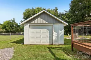 363 Killian St, Waynesville, NC 28786 - Photo 26