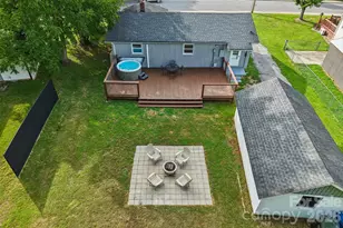 363 Killian St, Waynesville, NC 28786 - Photo 38