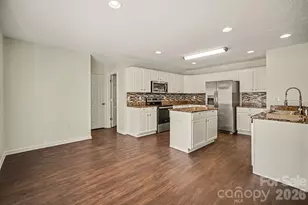 2410 Highland Park Dr, Charlotte, NC 28269 - Photo 4