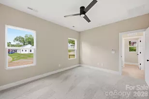 1032 Sycamore Ave, Gastonia, NC 28052 - Photo 8