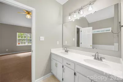 9521 Foggy Meadow Road, Charlotte, NC 28269 - Photo 20