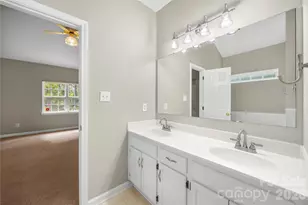 9521 Foggy Meadow Rd, Charlotte, NC 28269 - Photo 20
