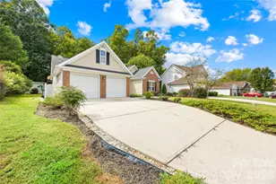 9521 Foggy Meadow Rd, Charlotte, NC 28269 - Photo 4