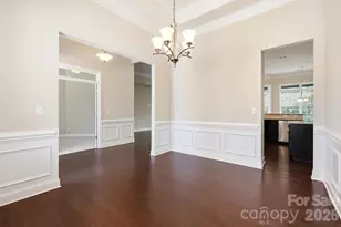 9106 Longvale Ln, Charlotte, NC 28214 - Photo 14