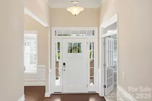 9106 Longvale Ln, Charlotte, NC 28214 - Photo 2