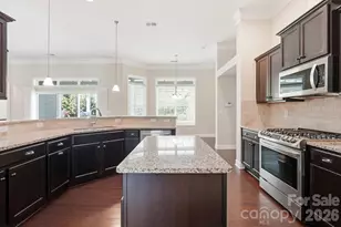 9106 Longvale Ln, Charlotte, NC 28214 - Photo 10