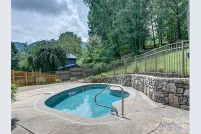 1110 Queentown Road, Canton, NC 28716 - Photo 32