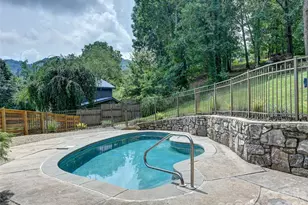 1110 Queentown Rd, Canton, NC 28716 - Photo 32