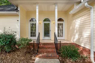 8311 Poplar Grove Cir, Waxhaw, NC 28173 - Photo 2