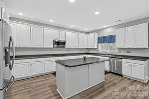 210 Lylic Woods Dr, Fort Mill, SC 29715 - Photo 12