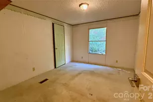 898 Rock Creek Rd, Burnsville, NC 28714 - Photo 8