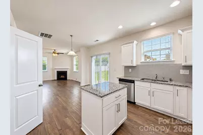 1130 Rock Haven Drive, Charlotte, NC 28216 - Photo 6