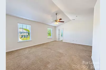 1130 Rock Haven Drive, Charlotte, NC 28216 - Photo 10